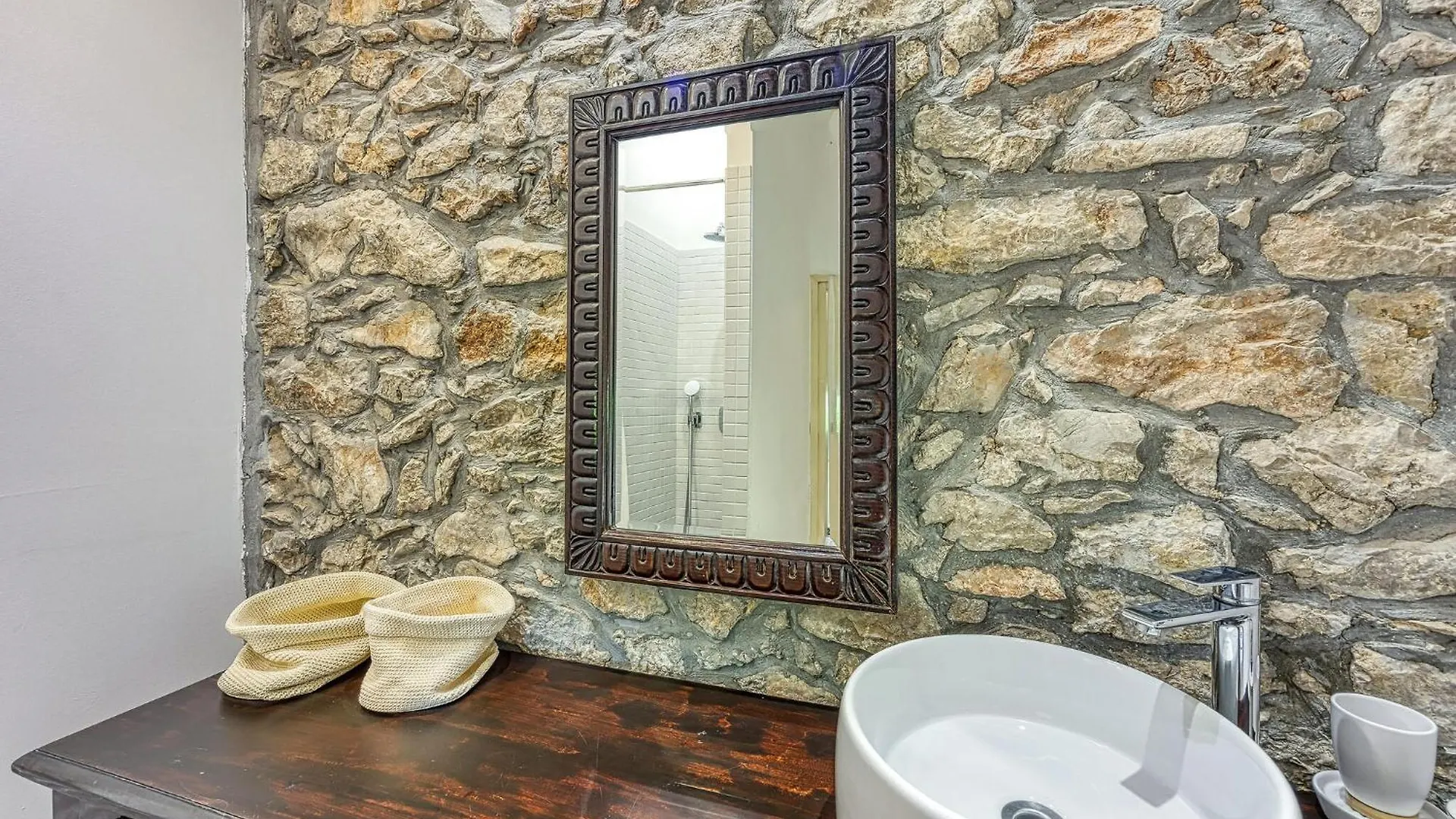 Lovely Home In Malinska With Wifi