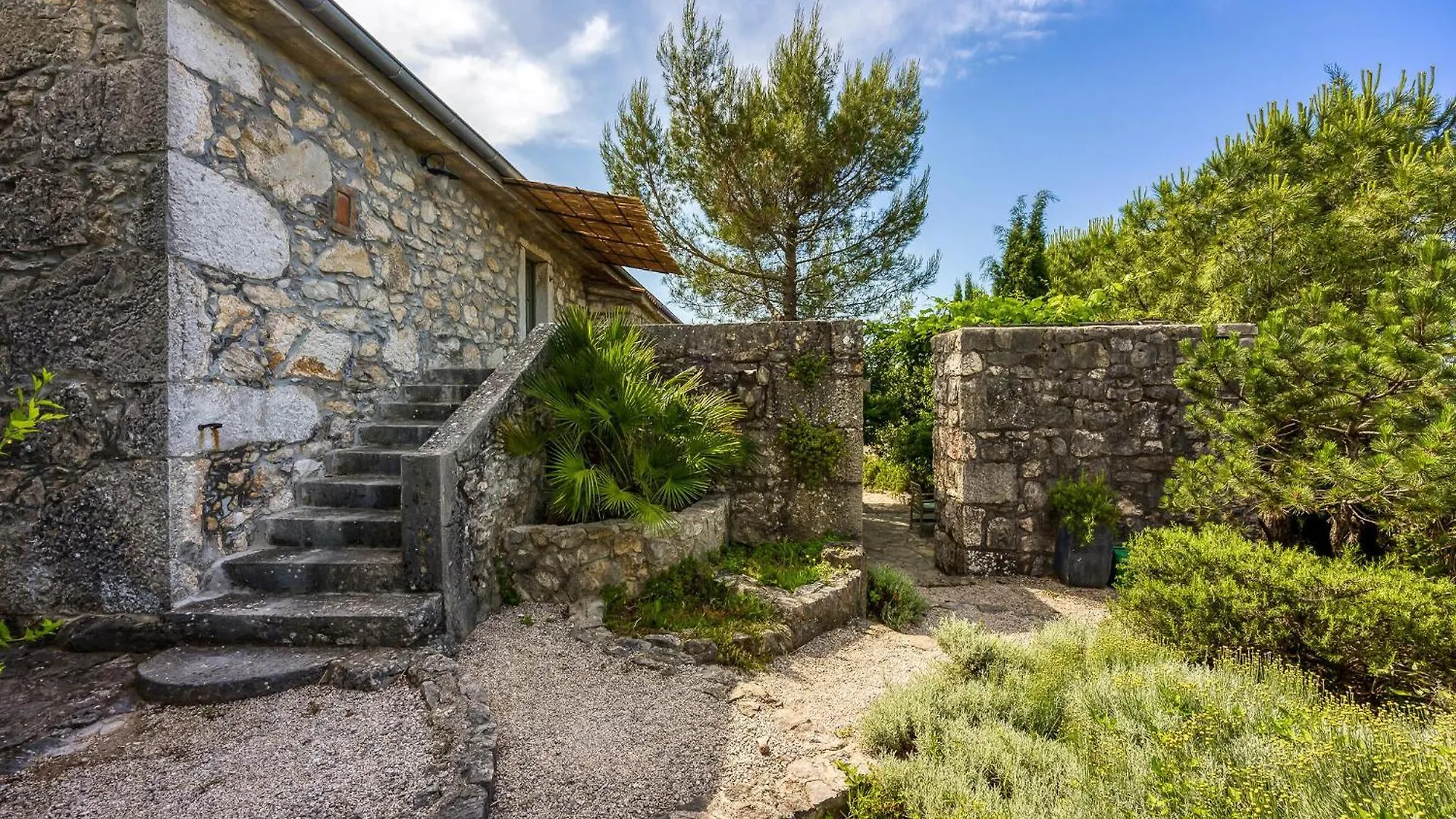 Lovely Home In Malinska With Wifi
